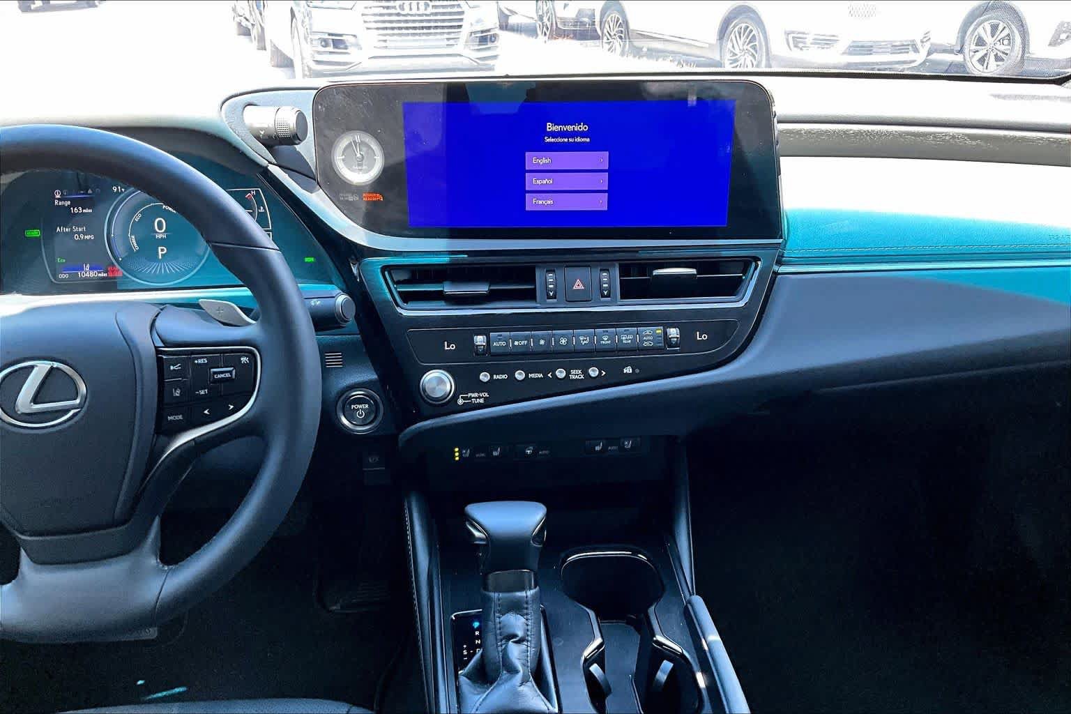 Used 2025 Lexus ES 300h w/ Premium Package FWD image 7
