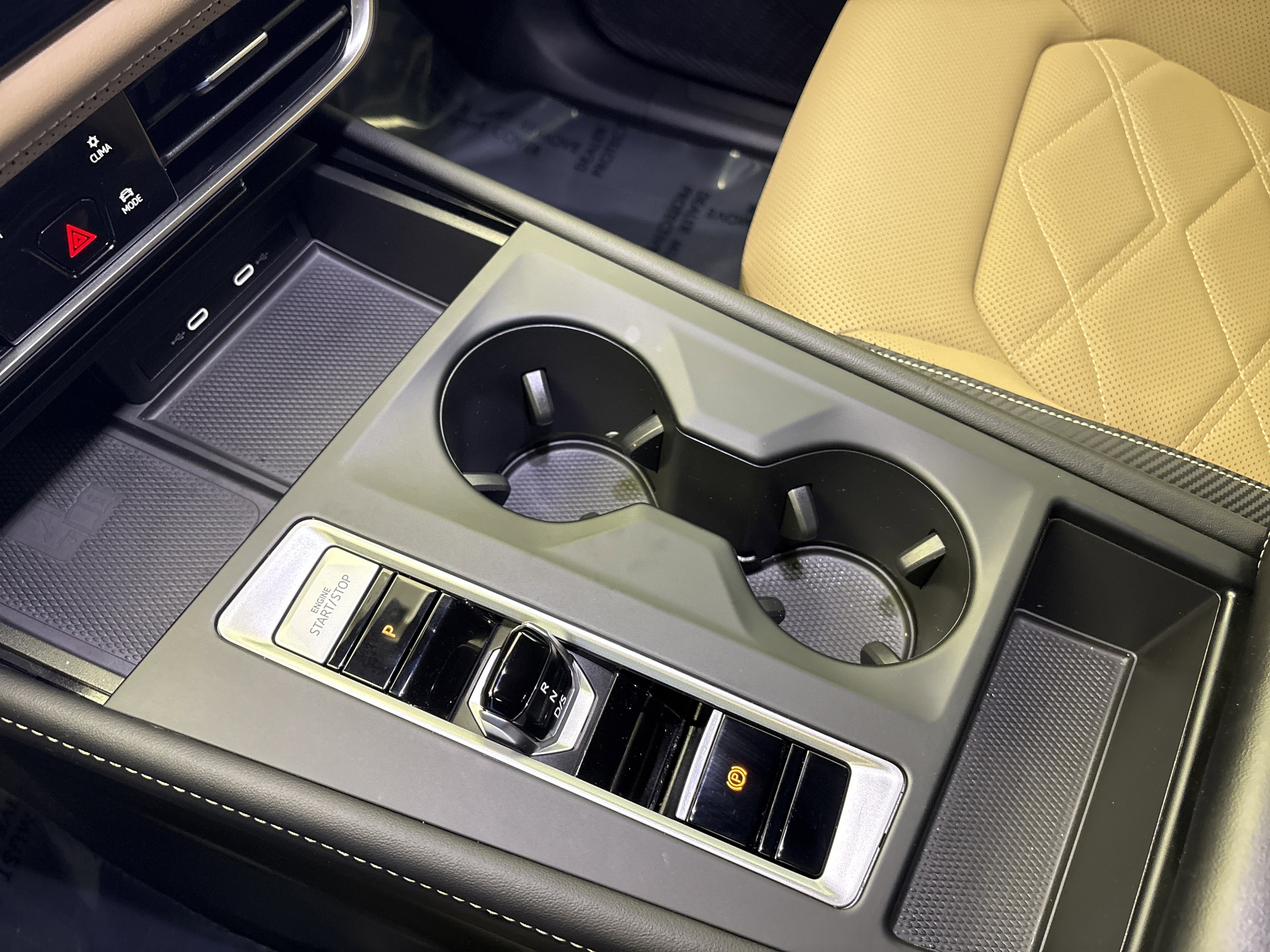 Certified 2024 Volkswagen Atlas Cross Sport SE image 21