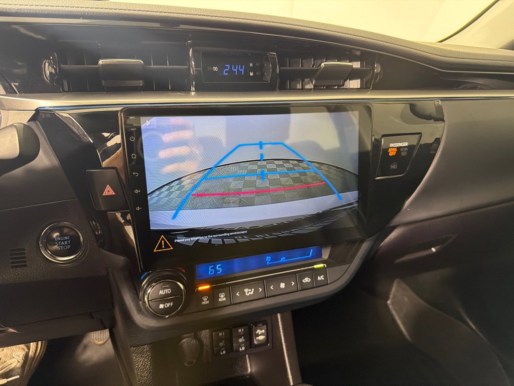 Used 2016 Toyota Corolla S Premium FWD image 19