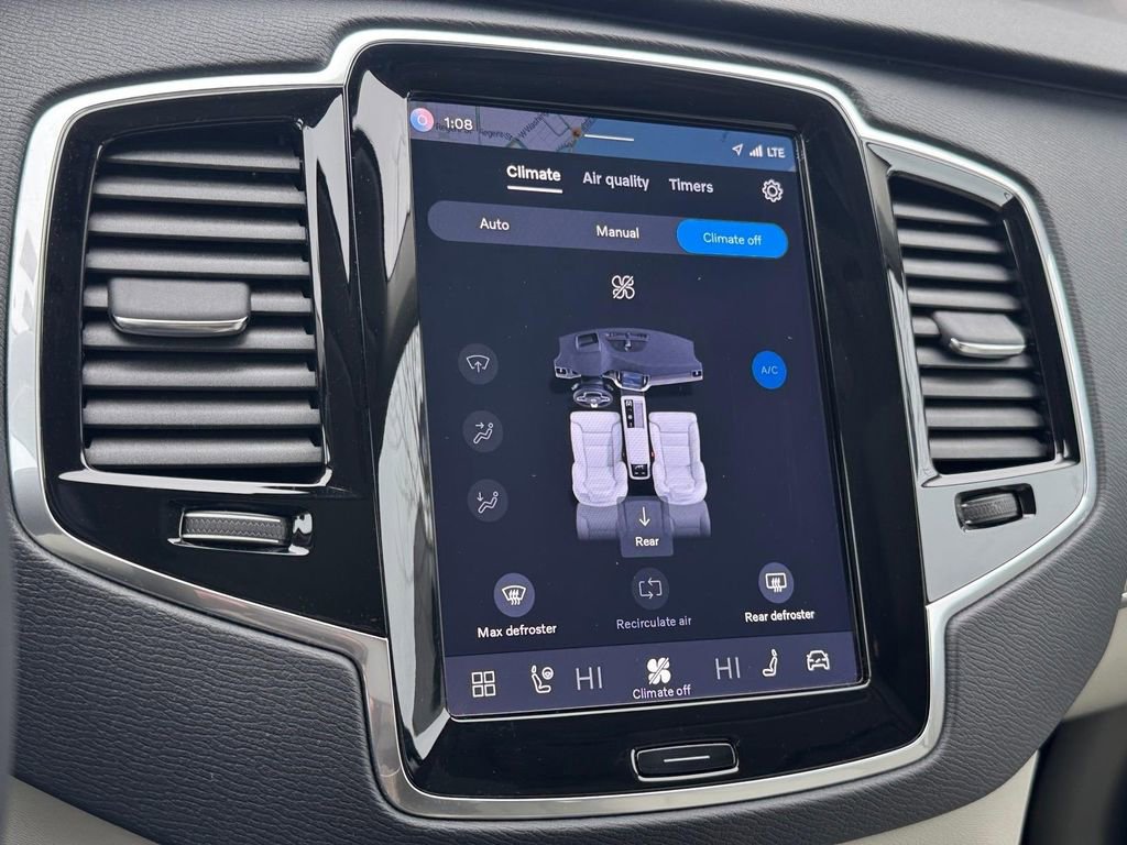 Used 2023 Volvo XC90 T8 Plus w/ Protection Package image 18