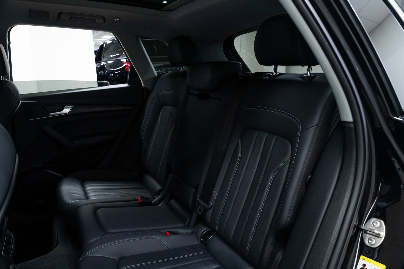 Used 2023 Audi Q5 2.0T Premium w/ Convenience Package AWD/4WD image 19