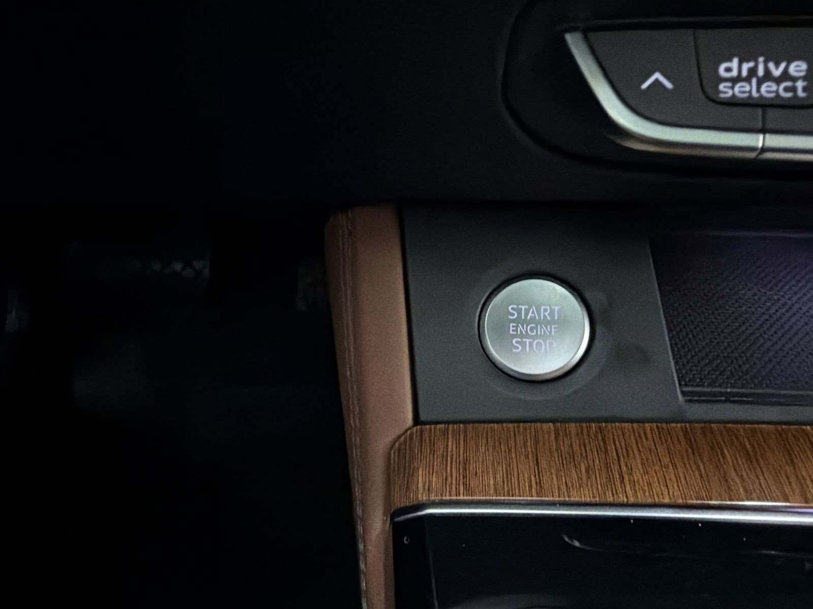 Used 2022 Audi Q5 2.0T Premium Plus w/ Premium Plus Package image 23