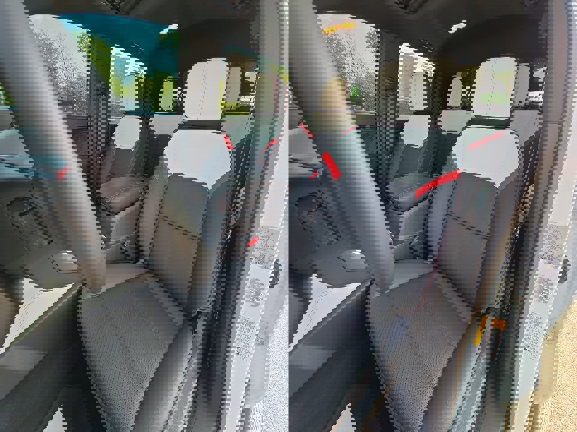 Used 2024 GMC Canyon AT4X image 12