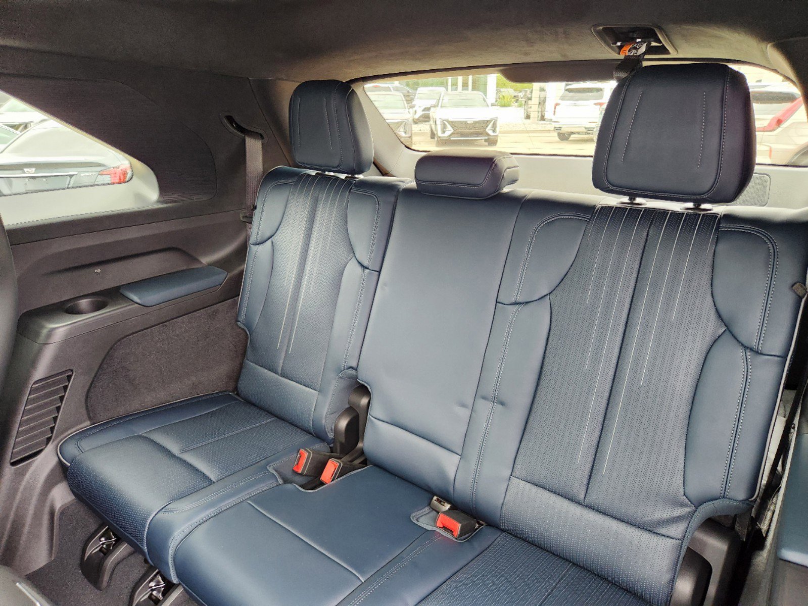 New 2025 Cadillac Escalade IQ Sport 2 AWD/4WD image 16