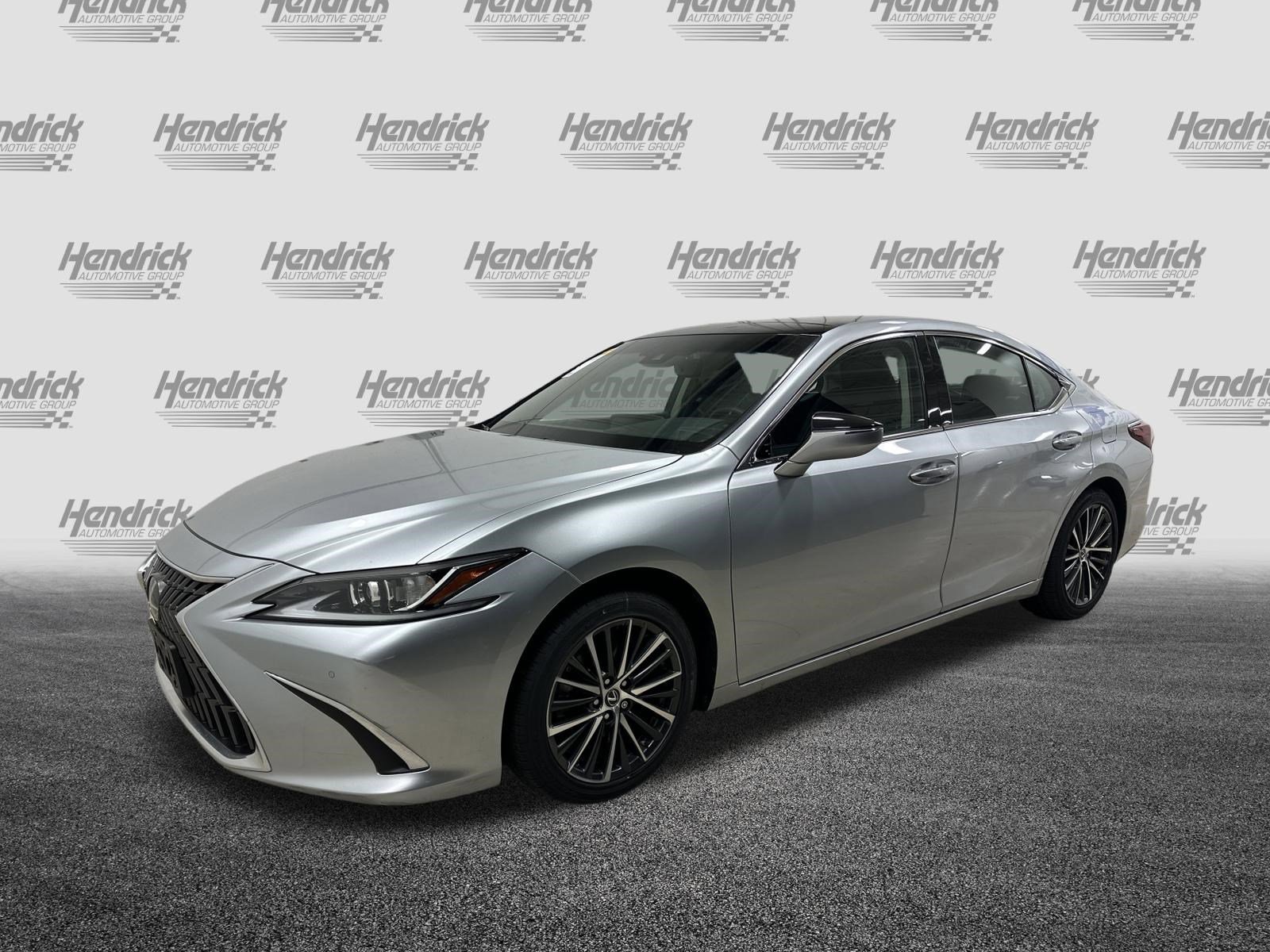 Used 2023 Lexus ES 350 w/ Premium Package FWD image 5