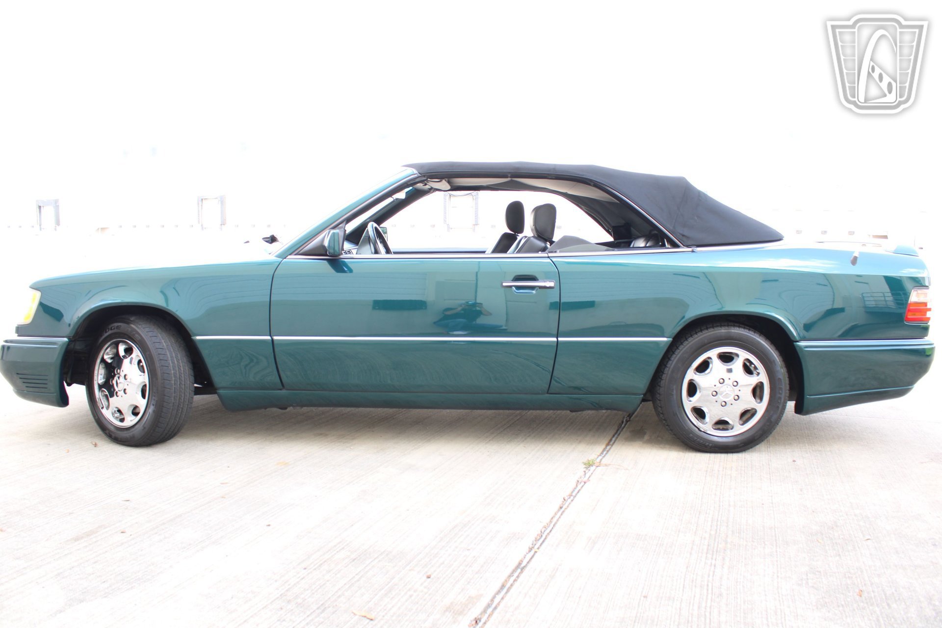 Used 1994 Mercedes-Benz E 320 Convertible image 14