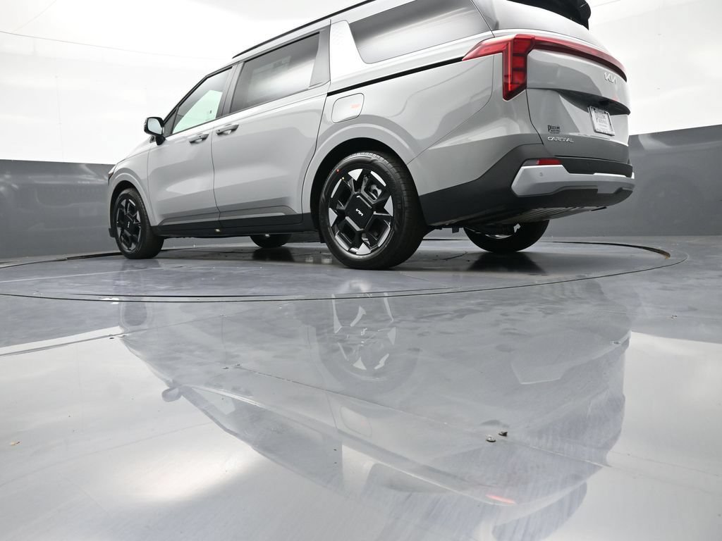 New 2026 Kia Carnival EX FWD image 33