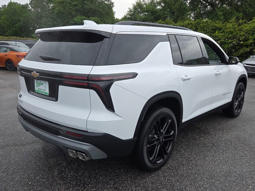 New 2026 Chevrolet Traverse LT w/ Driver Confidence Package FWD image 11