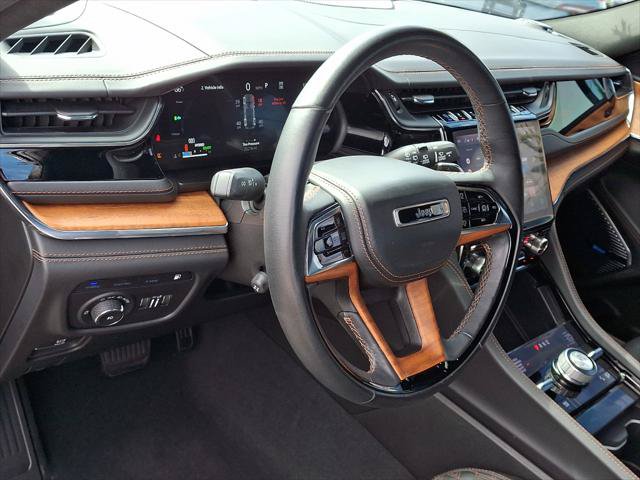 Certified 2024 Jeep Grand Cherokee Summit AWD/4WD image 25