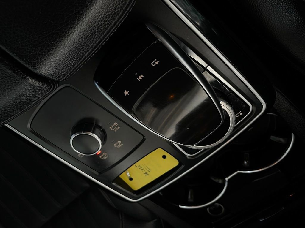 Used 2018 Mercedes-Benz GLE 350 w/ Premium 1 Package image 36