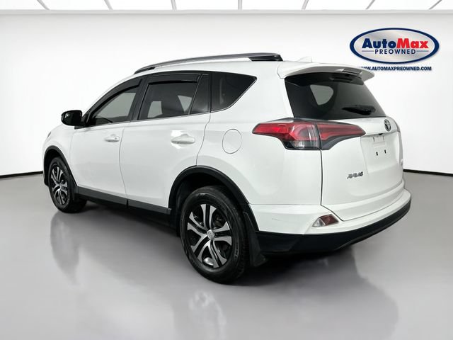 Used 2017 Toyota RAV4 LE w/ Carpet Mat Package AWD/4WD image 5