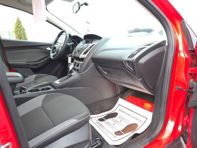 Used 2014 Ford Focus SE image 16