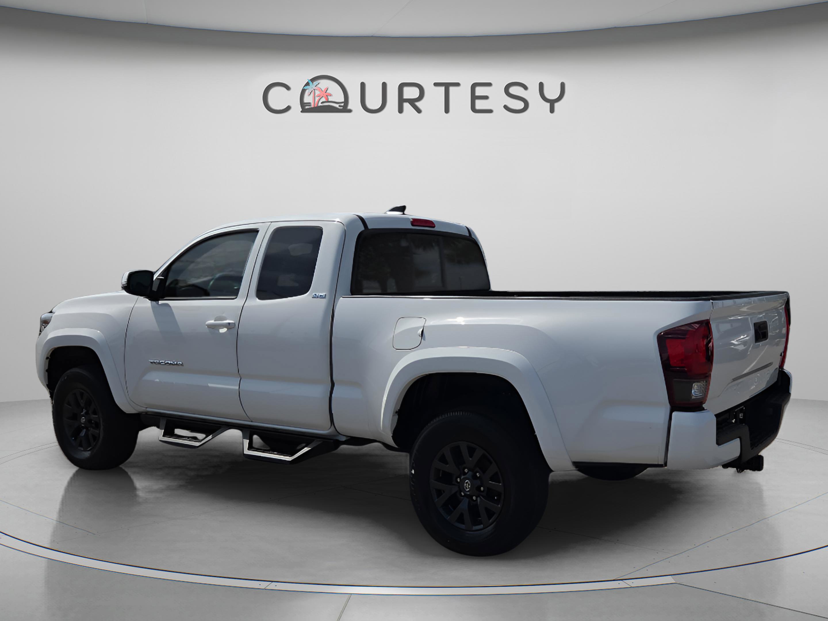 Certified 2022 Toyota Tacoma SR5 w/ Technology Package RWD image 3