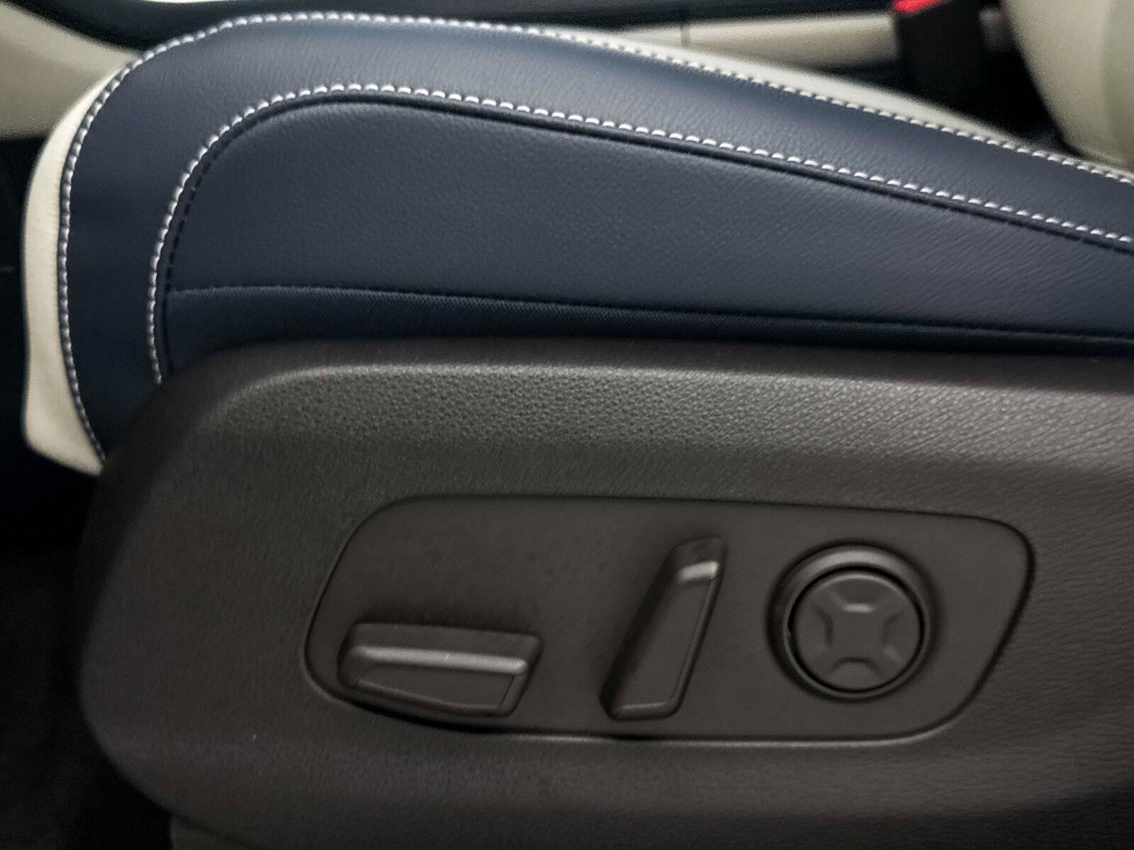 Used 2026 Kia Carnival SX Prestige FWD image 30