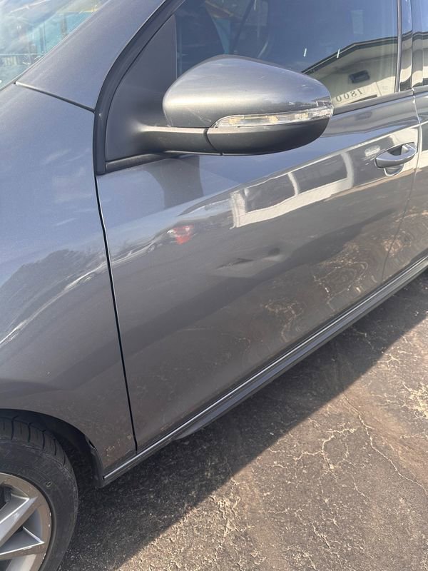 Used 2013 Volkswagen Golf 4-Door image 8