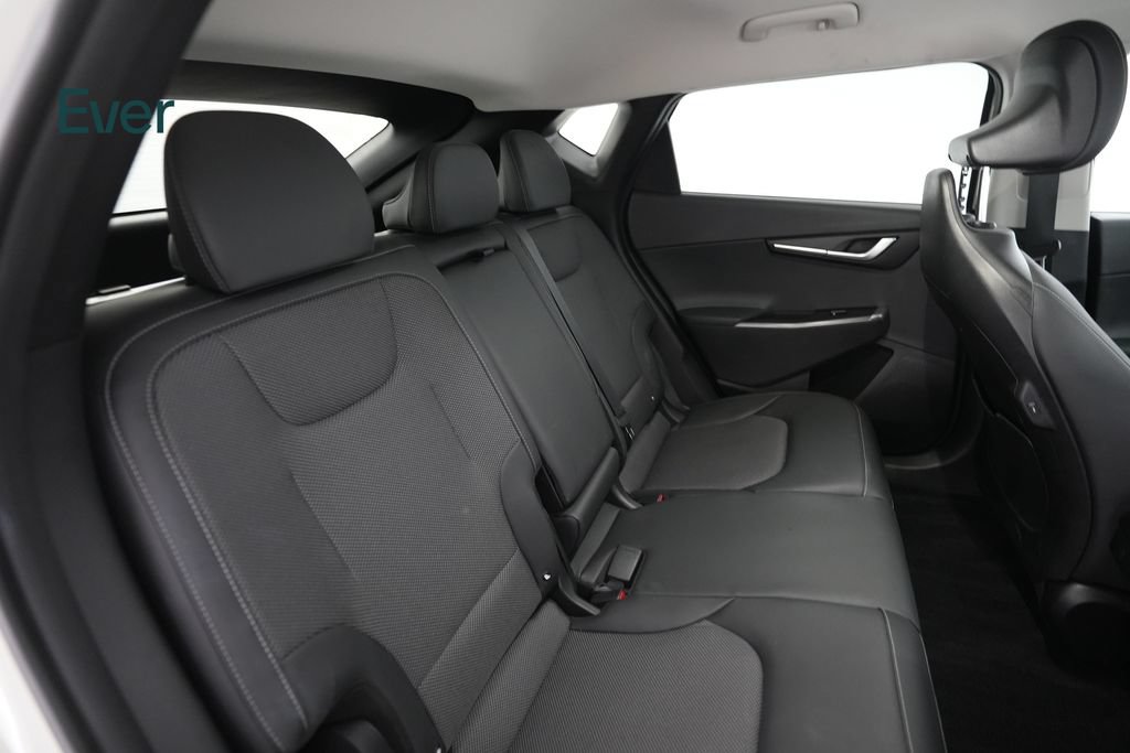 Used 2024 Kia EV6 Light AWD/4WD image 5