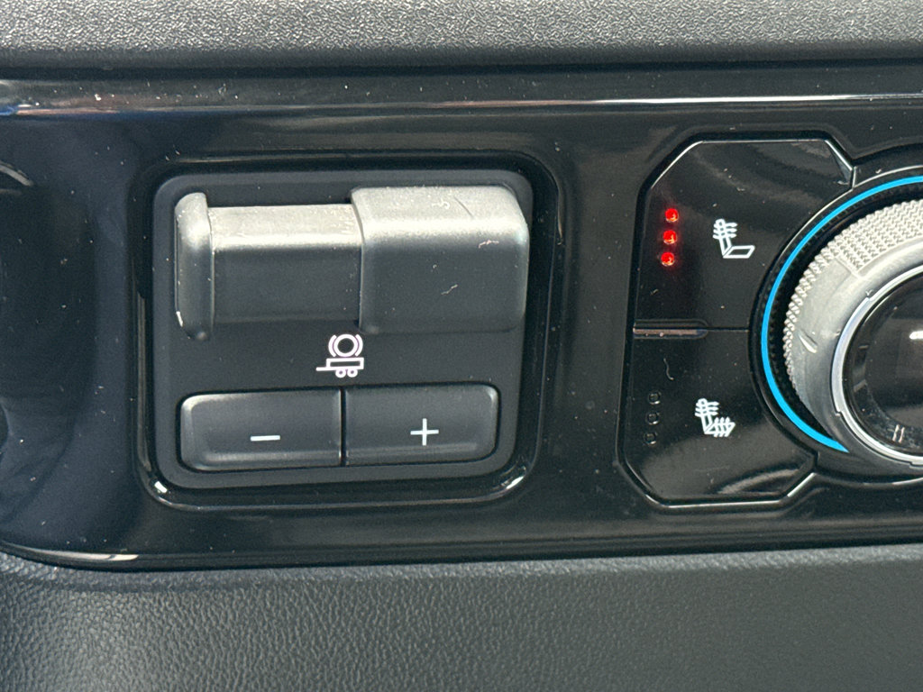 Used 2024 Chevrolet Silverado 1500 RST w/ Z71 Off-Road Package image 43