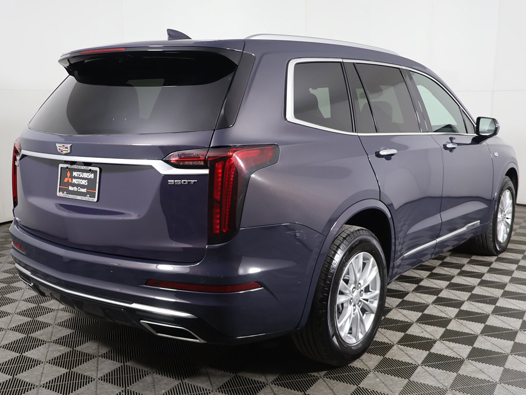 Used 2024 Cadillac XT6 Luxury w/ LPO, Floor Liner Package AWD/4WD image 11
