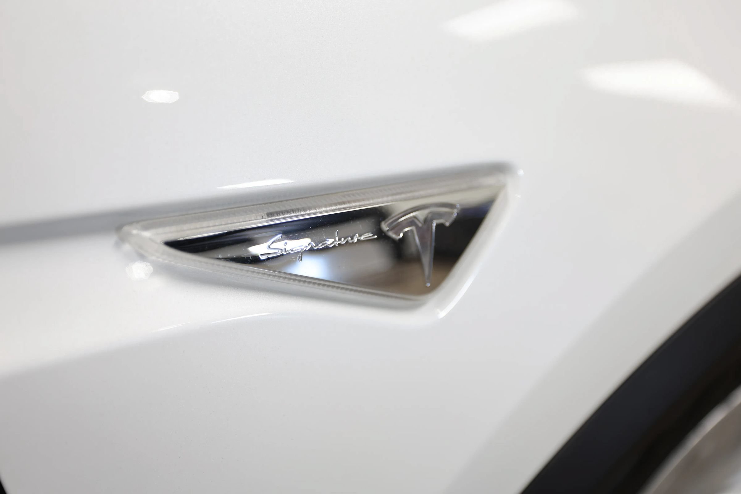 Used 2016 Tesla Model X Performance AWD/4WD image 12
