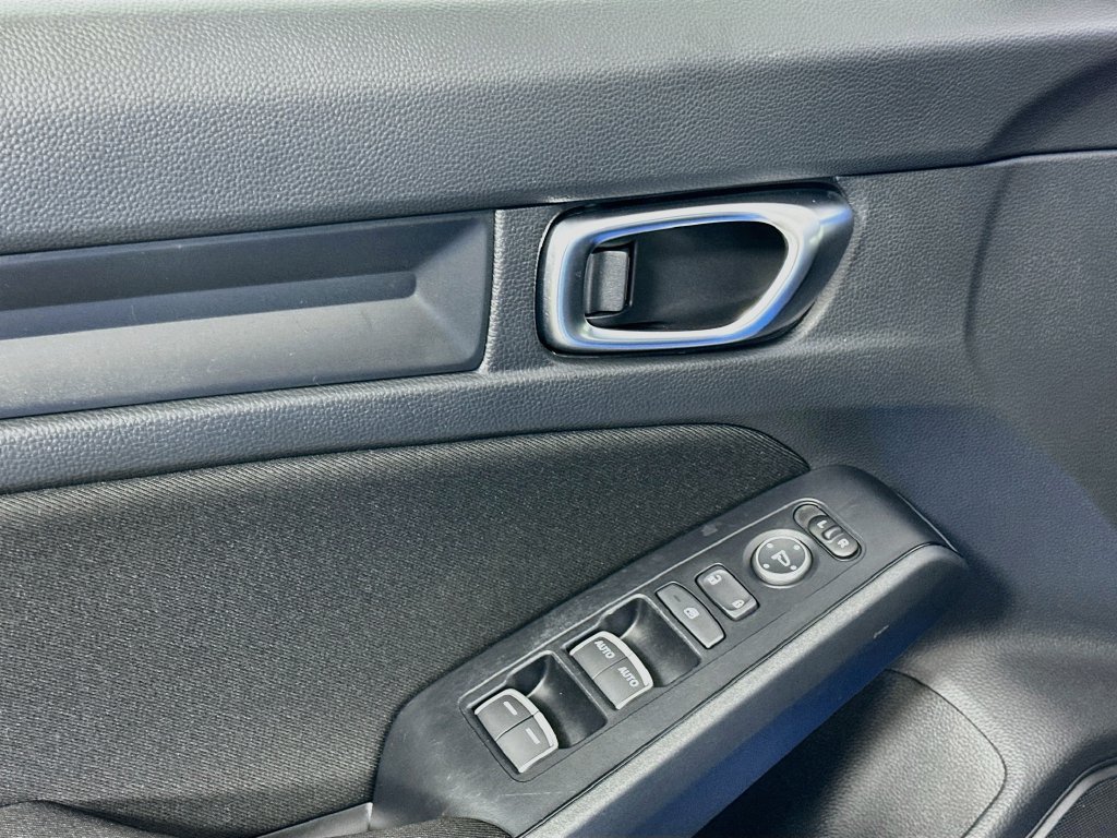 Certified 2025 Honda Civic Sport image 17