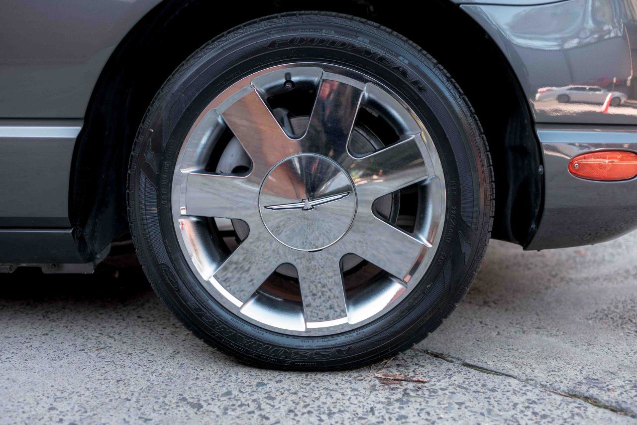 Used 2003 Ford Thunderbird Deluxe image 72