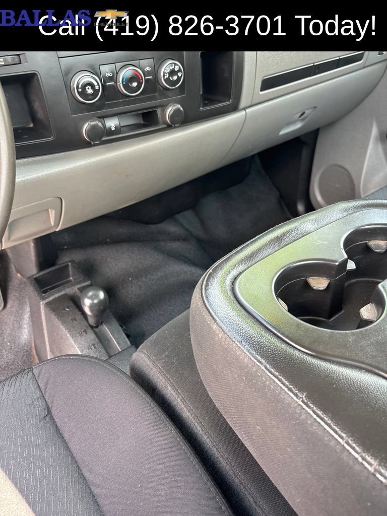 Used 2012 Chevrolet Silverado 2500 W/T AWD/4WD image 9