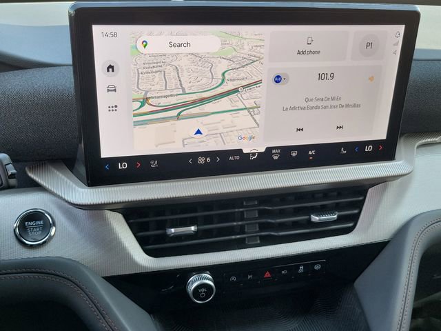 Used 2025 Ford Explorer Active w/ Active Comfort Package RWD image 8