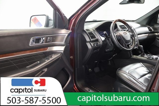 Used 2019 Ford Explorer Platinum AWD/4WD image 10