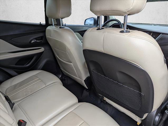 Used 2021 Buick Encore Preferred image 29