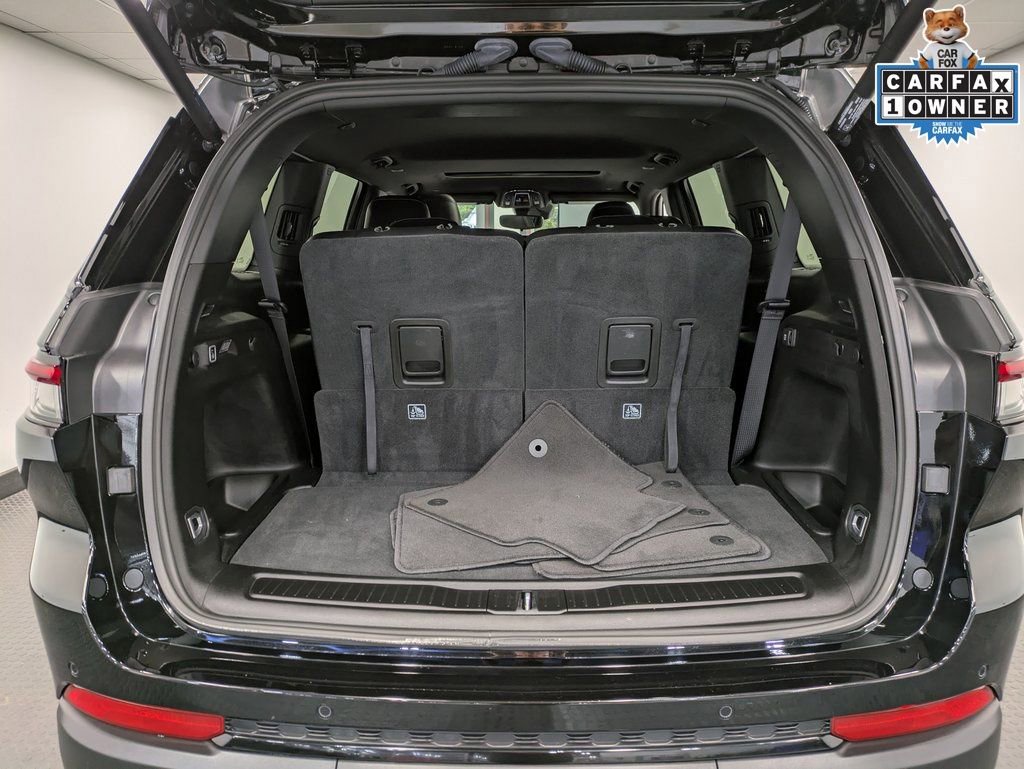 Used 2024 Jeep Grand Cherokee L Altitude image 25