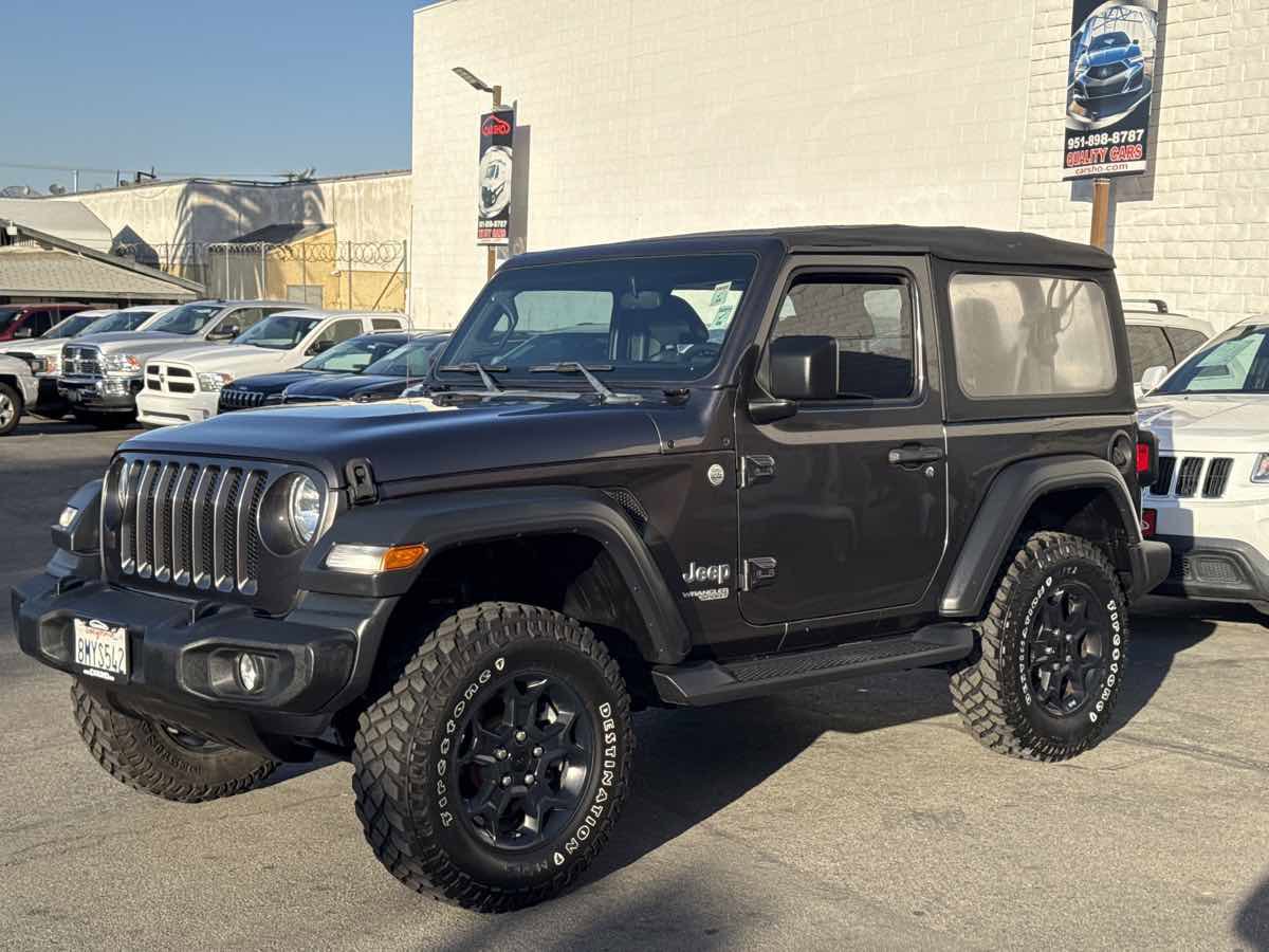 Used 2018 Jeep Wrangler Sport AWD/4WD image 13