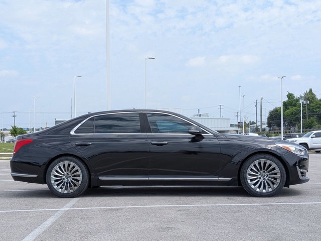 Used 2018 Genesis G90 5.0 Ultimate RWD image 2