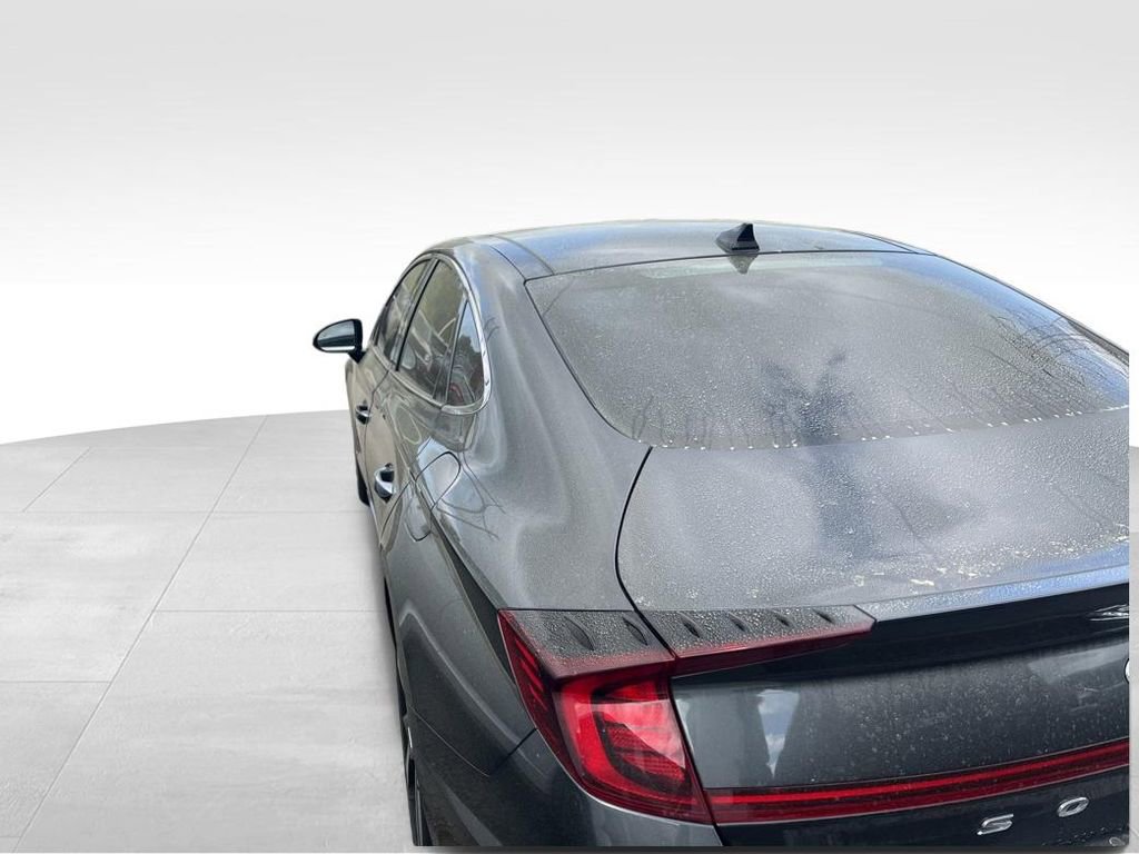 Used 2022 Hyundai Sonata SEL Plus w/ Preferred Accessory Package image 16