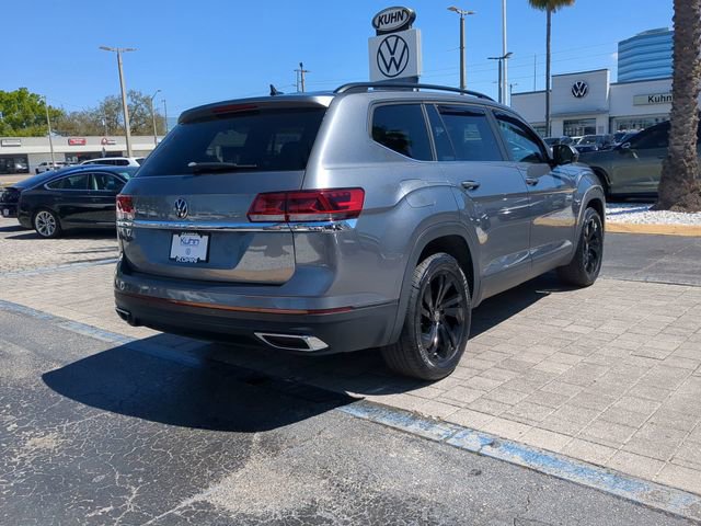 Used 2023 Volkswagen Atlas SE w/ Black Wheel Package image 3