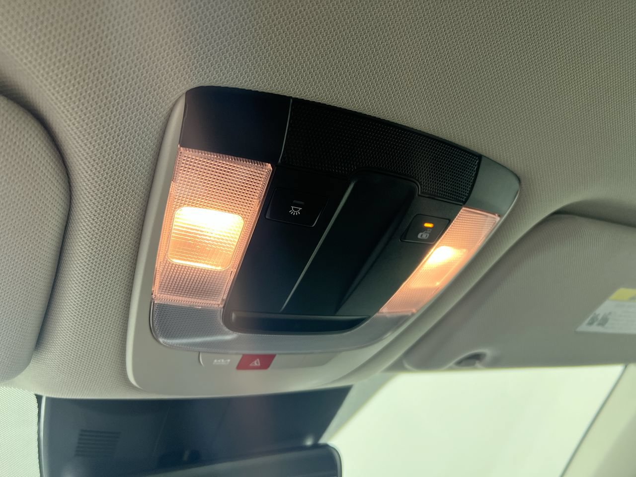 New 2026 Kia Sorento LX FWD image 19