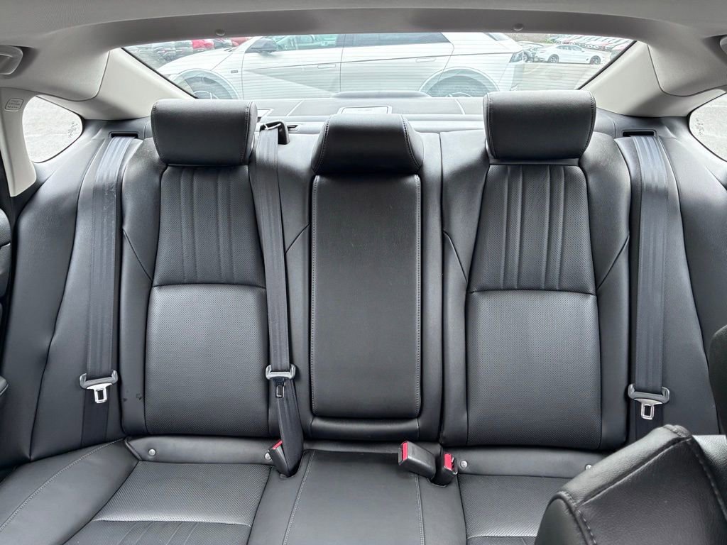 Used 2021 Honda Accord Touring image 13