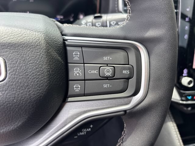 New 2026 Jeep Grand Wagoneer Limited AWD/4WD image 22