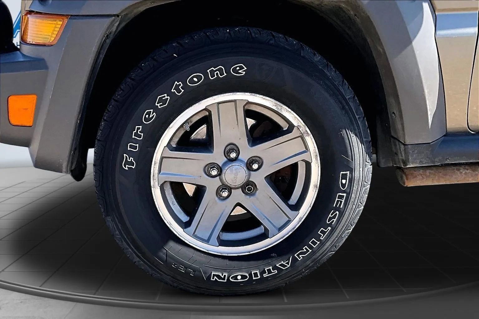 Used 2005 Jeep Liberty Renegade AWD/4WD image 28