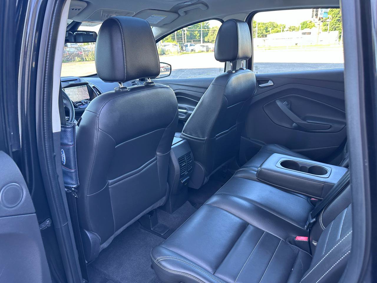 Used 2015 Ford C-MAX Energi SEL w/ Equipment Group 303A FWD image 24