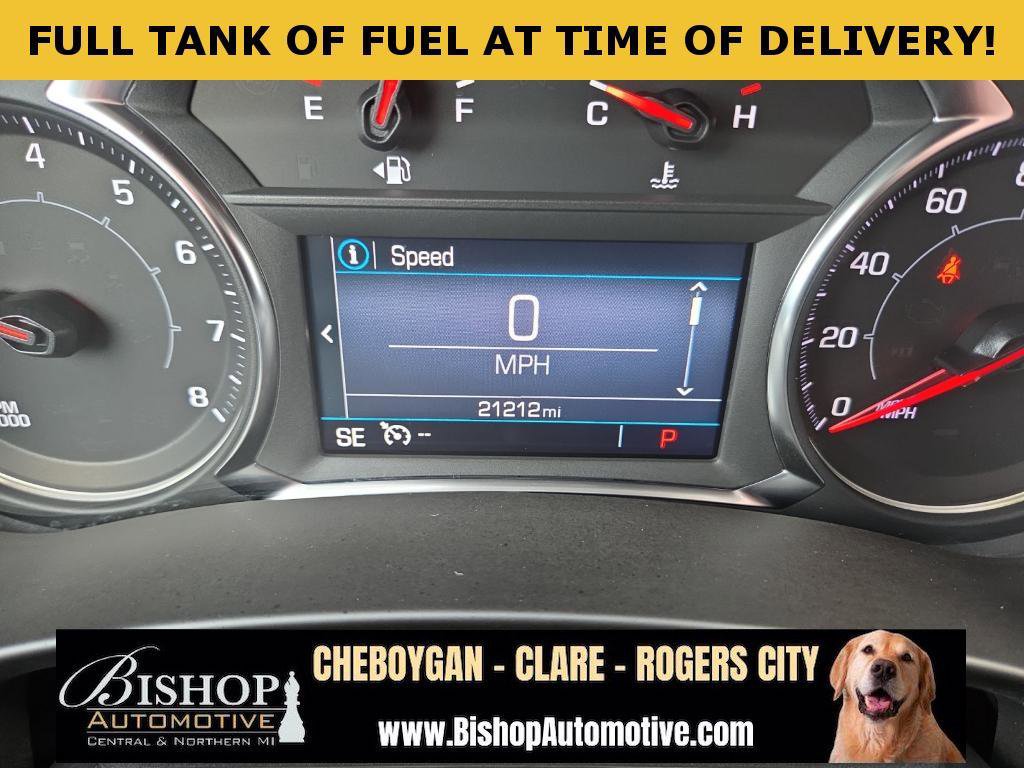 Used 2024 GMC Terrain SLE w/ Driver Convenience Package image 4