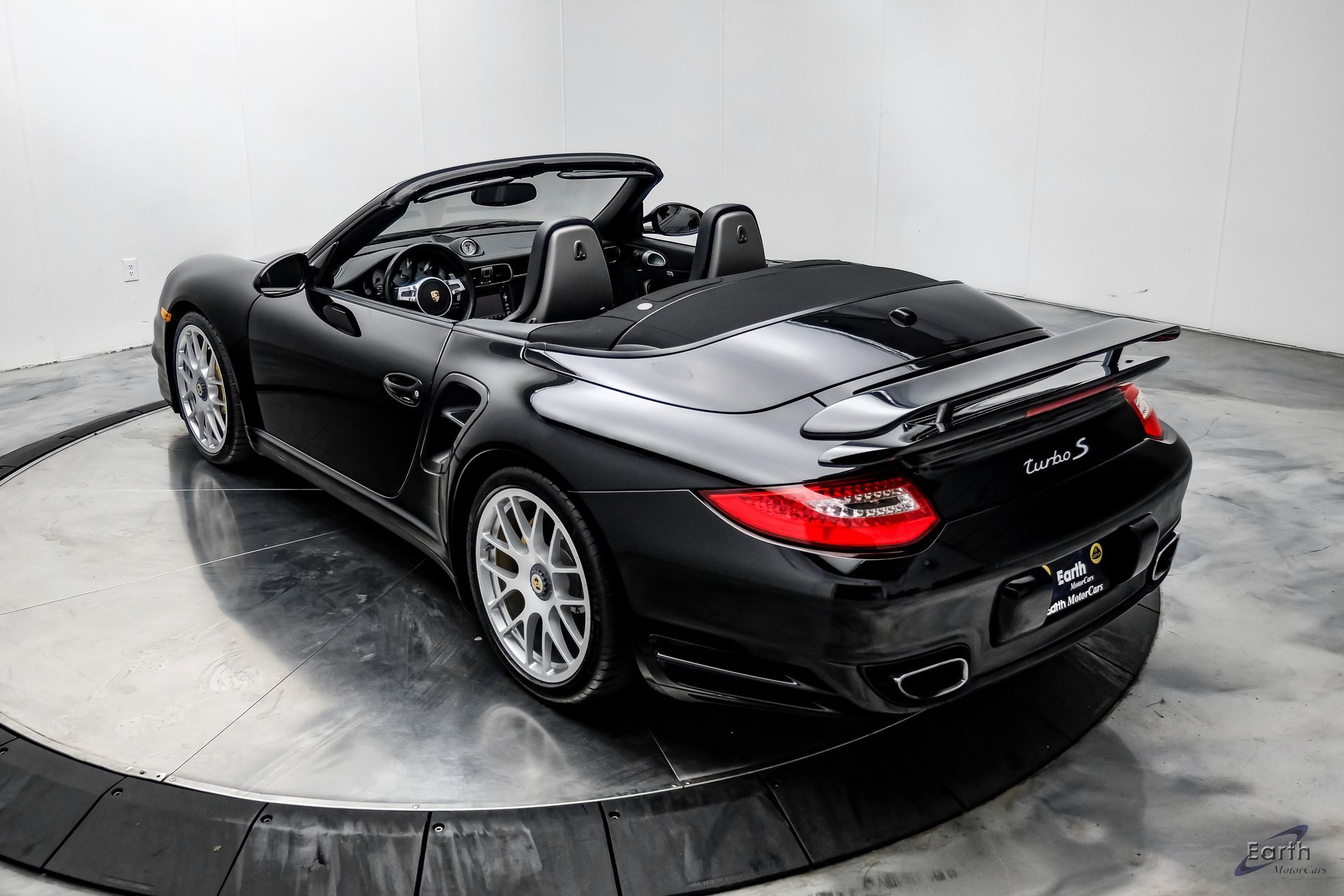 Used 2012 Porsche 911 Edition 918 Spyder image 13
