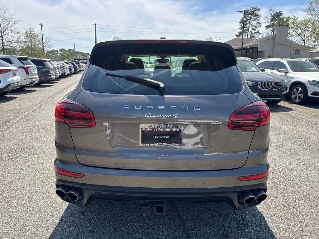 Used 2016 Porsche Cayenne S AWD/4WD image 6