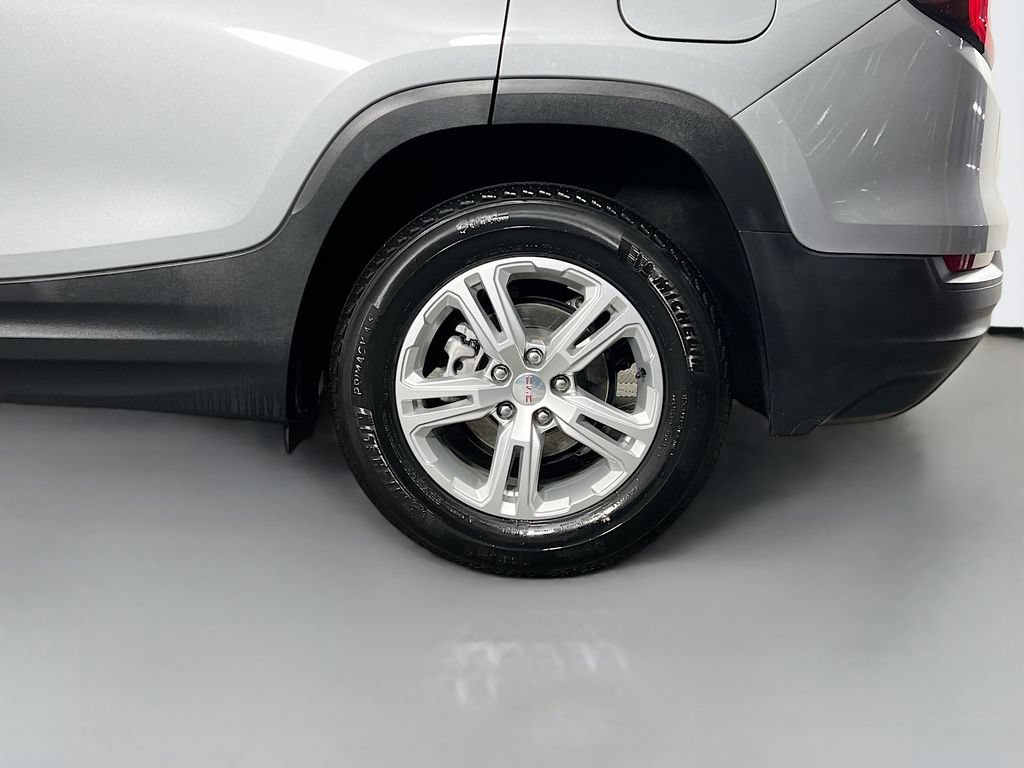 Used 2024 GMC Terrain SLE FWD image 28