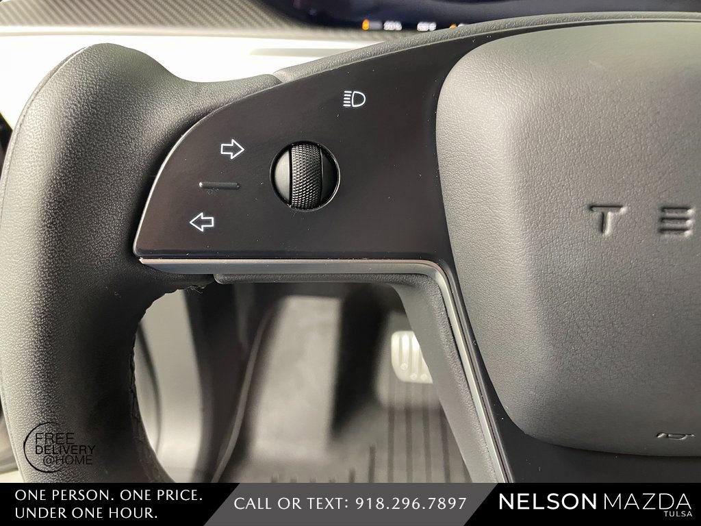 Used 2023 Tesla Model X Plaid image 23