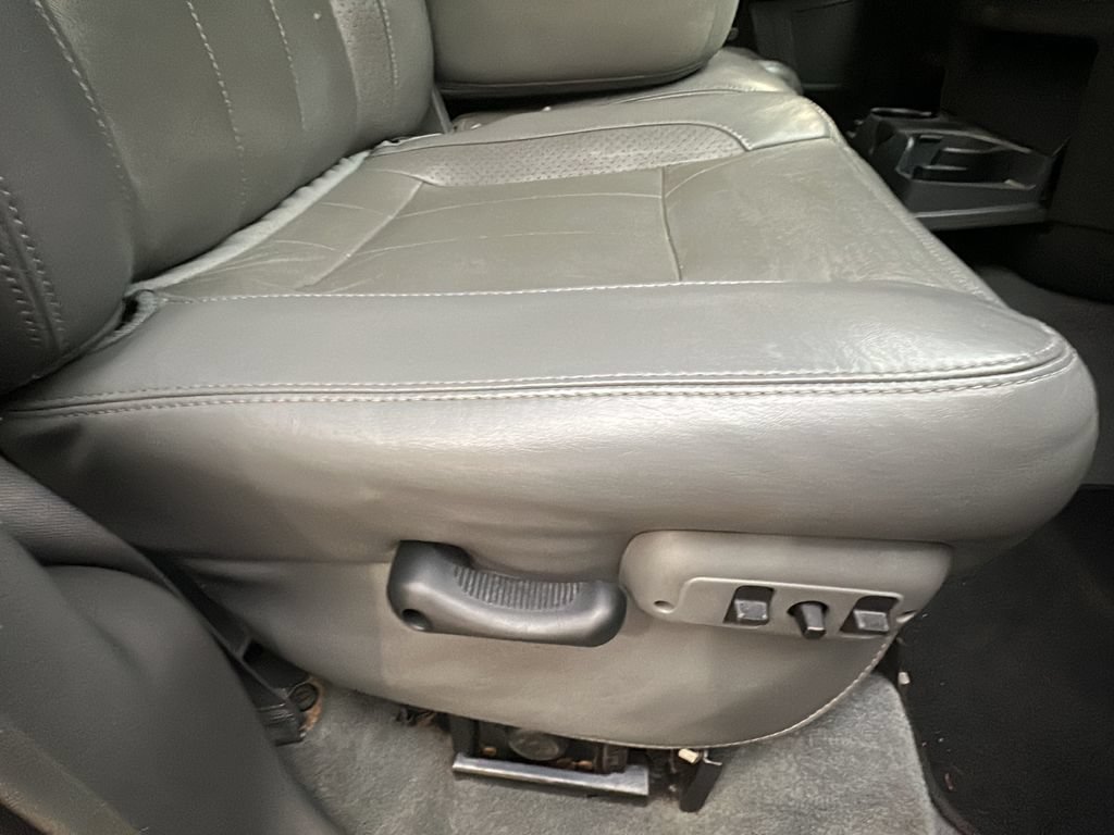 Used 2006 Dodge Ram 2500 Truck Laramie AWD/4WD image 19