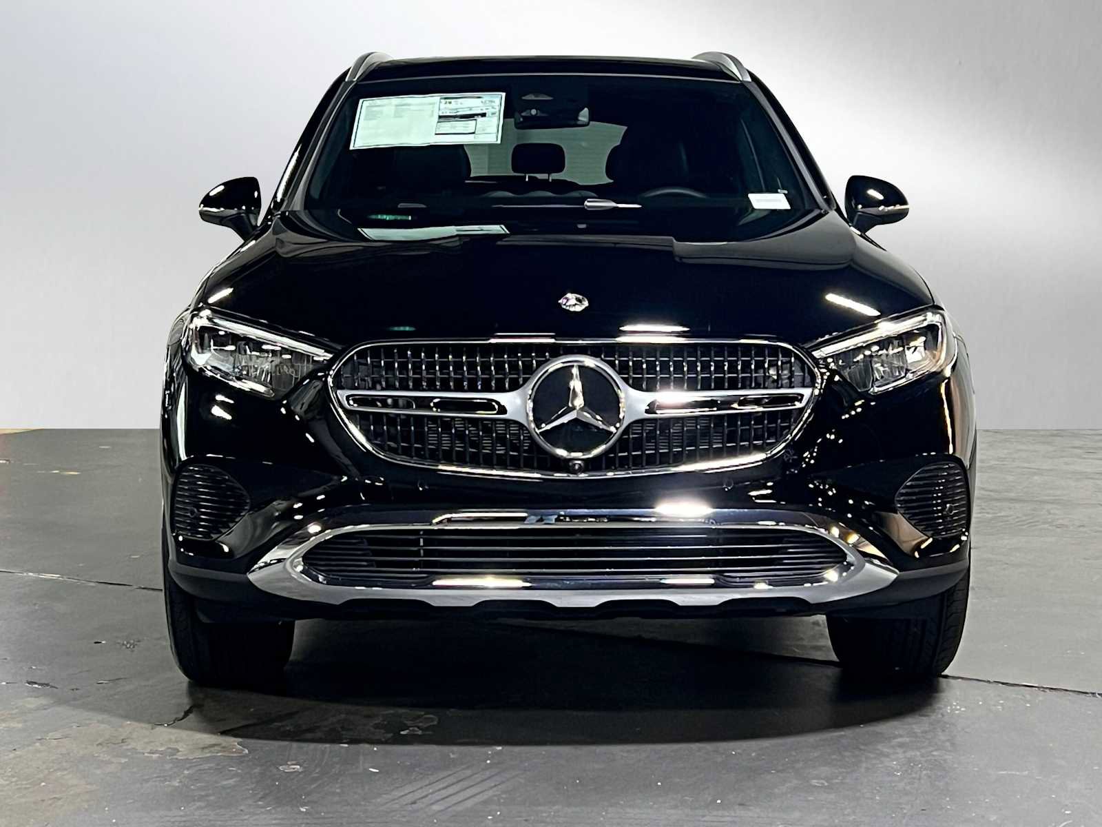 New 2025 Mercedes-Benz GLC 300 4MATIC image 8