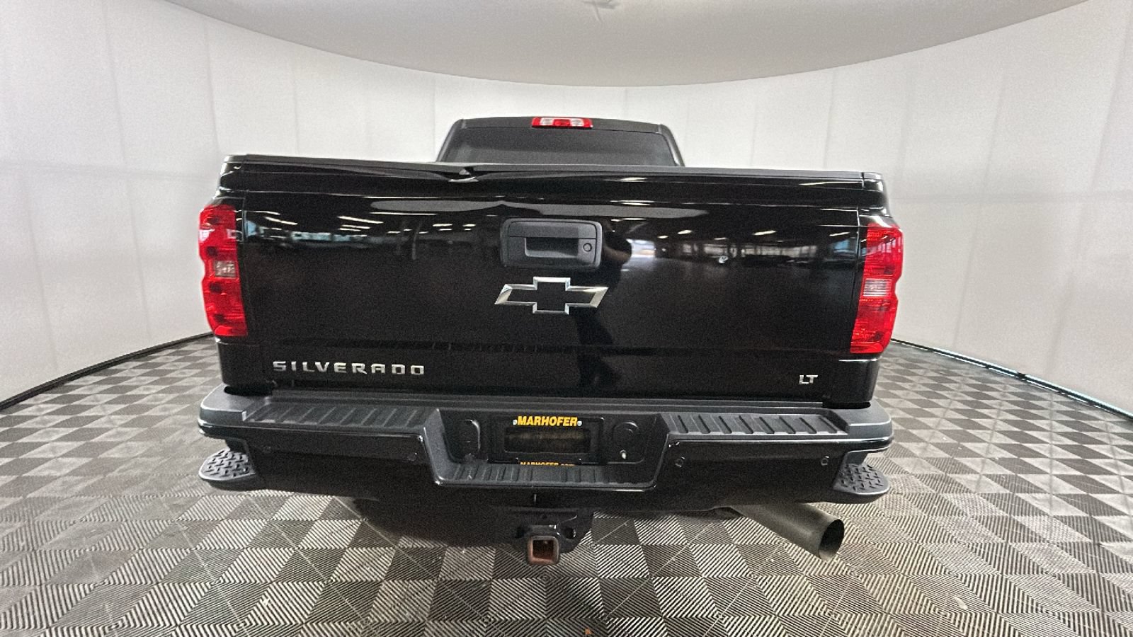 Used 2016 Chevrolet Silverado 2500 LT w/ Midnight Edition AWD/4WD image 4
