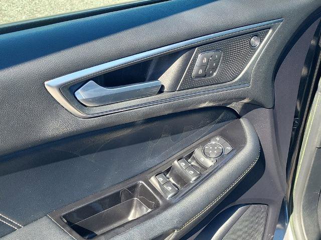 Certified 2019 Ford Edge ST w/ Equipment Group 401A AWD/4WD image 23