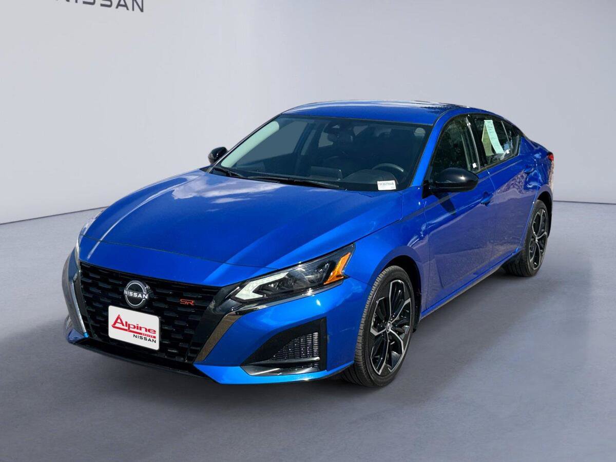 Used 2025 Nissan Altima 2.5 SR