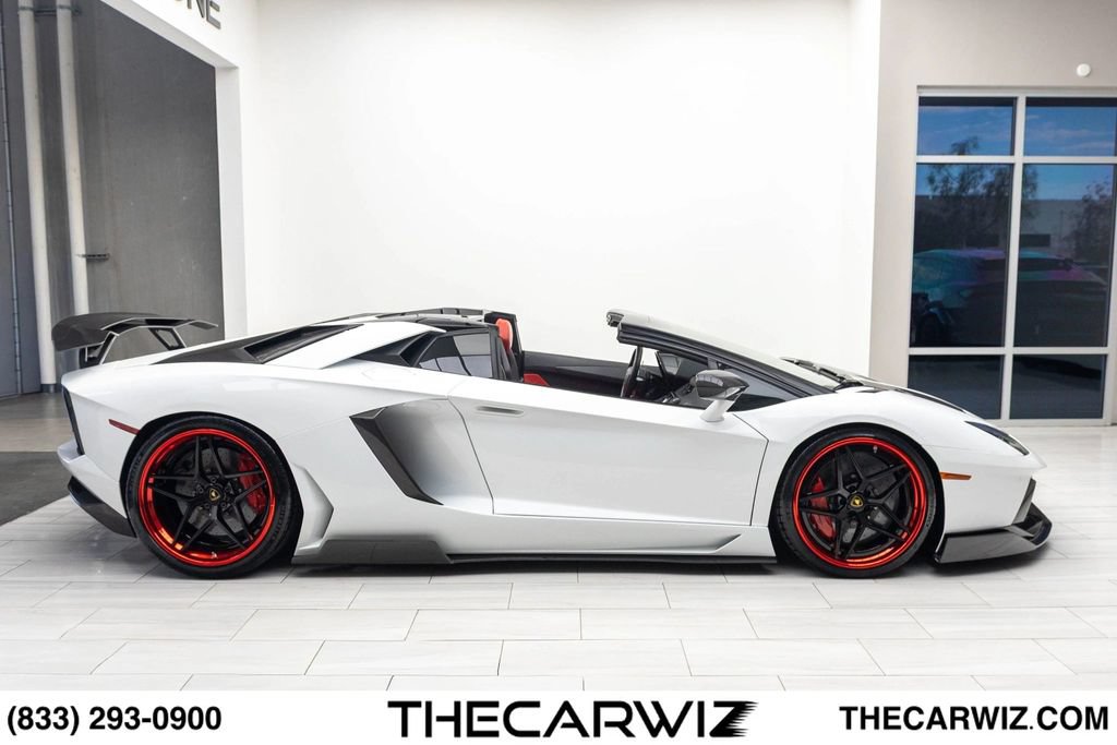 Used 2017 Lamborghini Aventador LP 700-4 AWD/4WD image 27